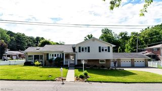 224 Country Club Blvd, Weirton, WV 26062