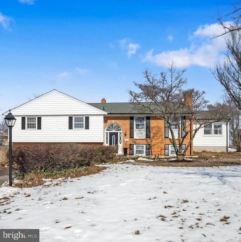 18901 BLOOMFIELD RD, Olney, MD 20832