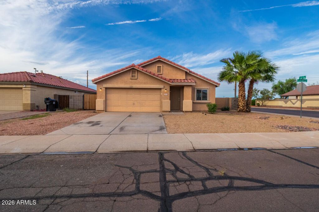11844 W EDGEMONT Avenue, Avondale, AZ 85392 — exterior