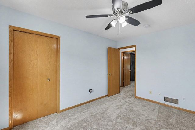 14901 Hillside Trail, Savage, MN 55378