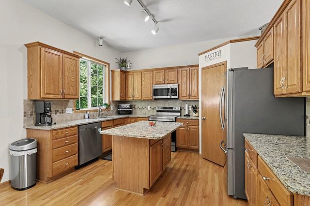 14901 Hillside Trail, Savage, MN 55378