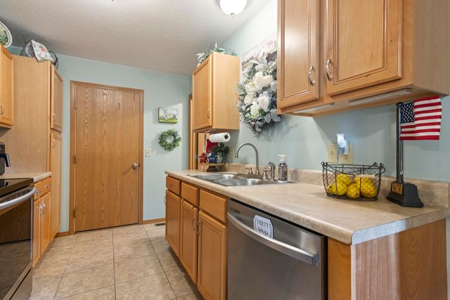 718 S Mahn Avenue, Springfield, MO 65802