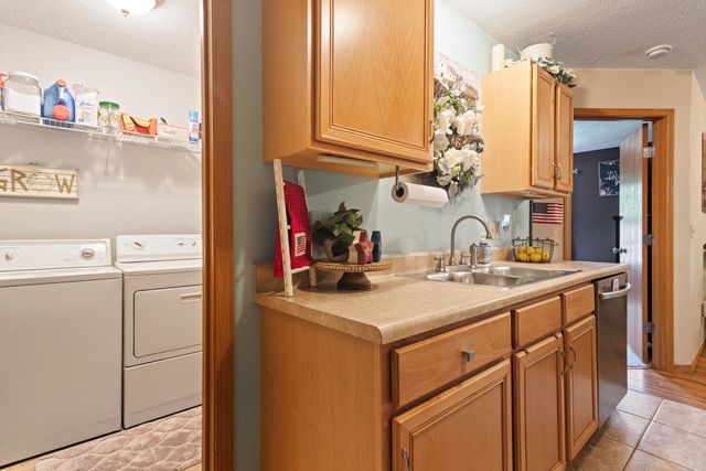718 S Mahn Avenue, Springfield, MO 65802