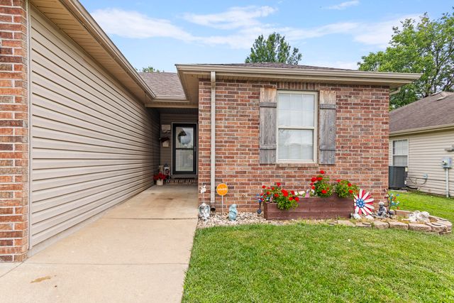 718 S Mahn Avenue, Springfield, MO 65802