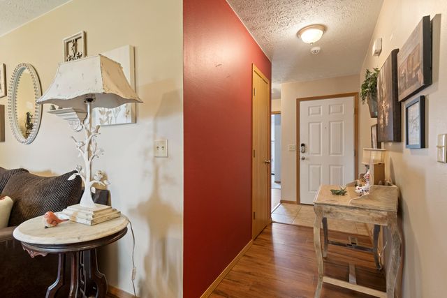718 S Mahn Avenue, Springfield, MO 65802