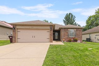 718 S Mahn Avenue, Springfield, MO 65802
