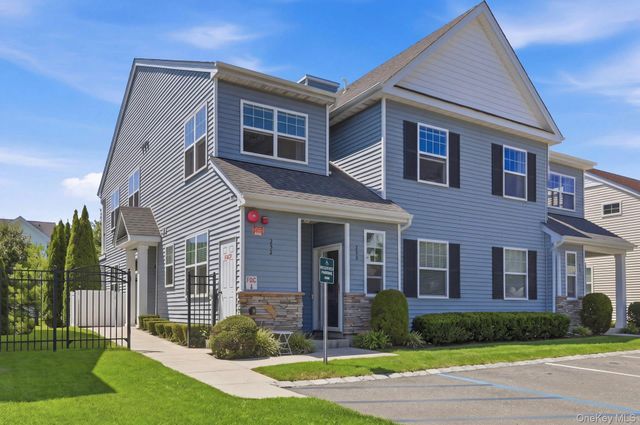 252 Sand Hills Lane, Medford, NY 11763