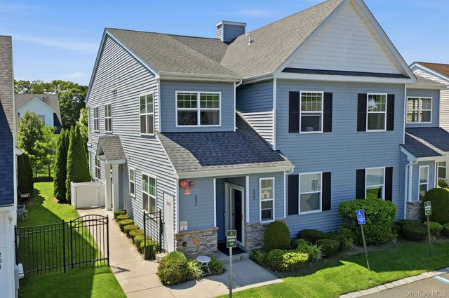 252 Sand Hills Lane, Medford, NY 11763
