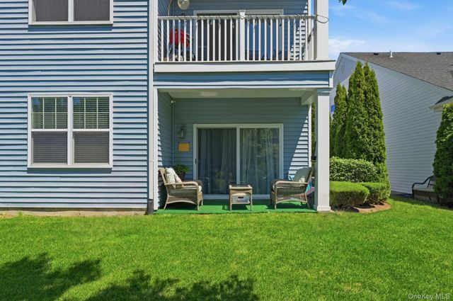 252 Sand Hills Lane, Medford, NY 11763