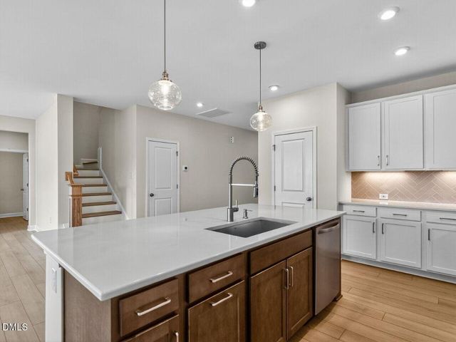 29 Rainbrook Cove, Fuquay Varina, NC 27526