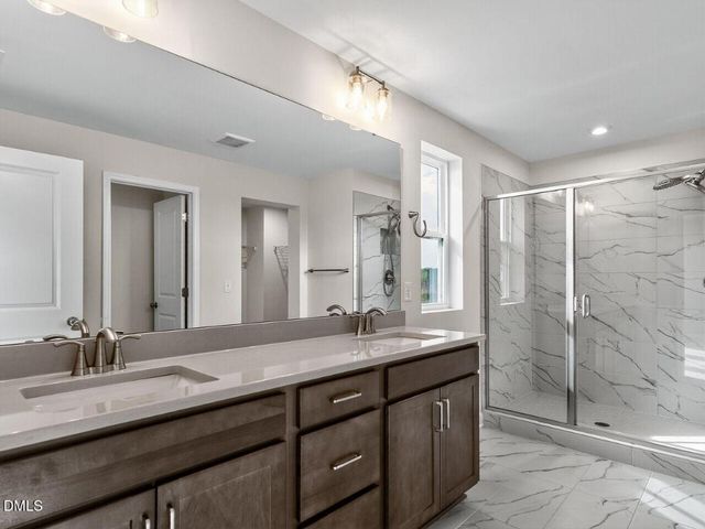 29 Rainbrook Cove, Fuquay Varina, NC 27526