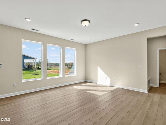 29 Rainbrook Cove, Fuquay Varina, NC 27526