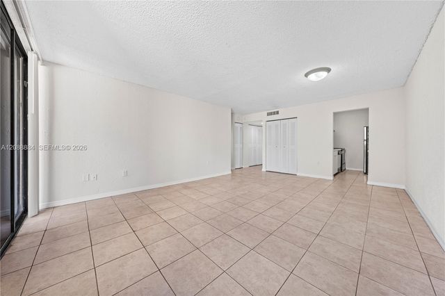 10500 SW 108th Avenue B211, Miami, FL 33176
