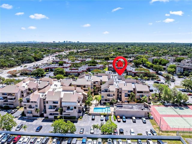 10500 SW 108th Avenue B211, Miami, FL 33176