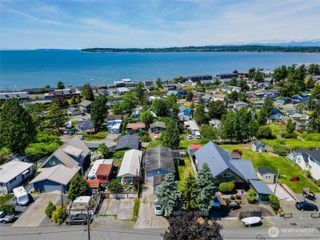 7515 Sunset Drive, Blaine, WA 98230