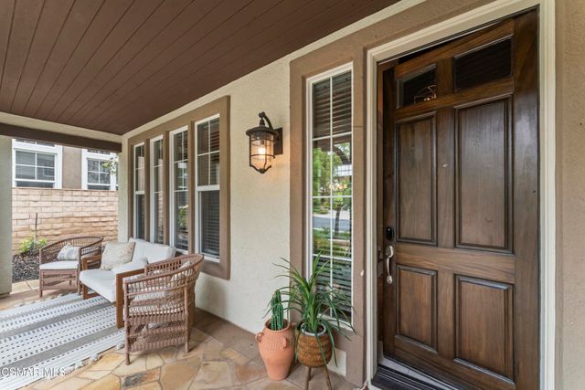 348 Hill Valley Court, Simi Valley, CA 93065