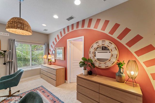 348 Hill Valley Court, Simi Valley, CA 93065