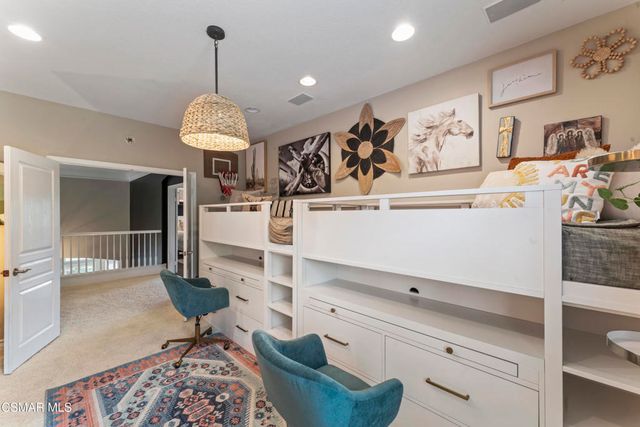 348 Hill Valley Court, Simi Valley, CA 93065