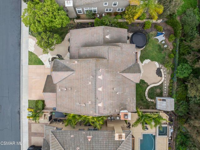 348 Hill Valley Court, Simi Valley, CA 93065