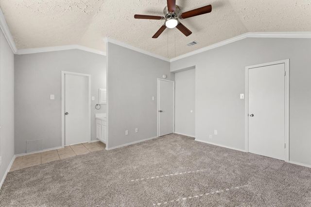 14003 Vinehill Drive, Sugar Land, TX 77498