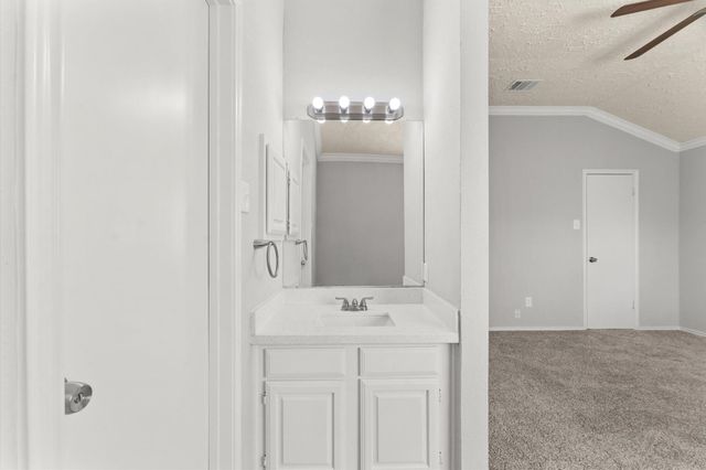 14003 Vinehill Drive, Sugar Land, TX 77498