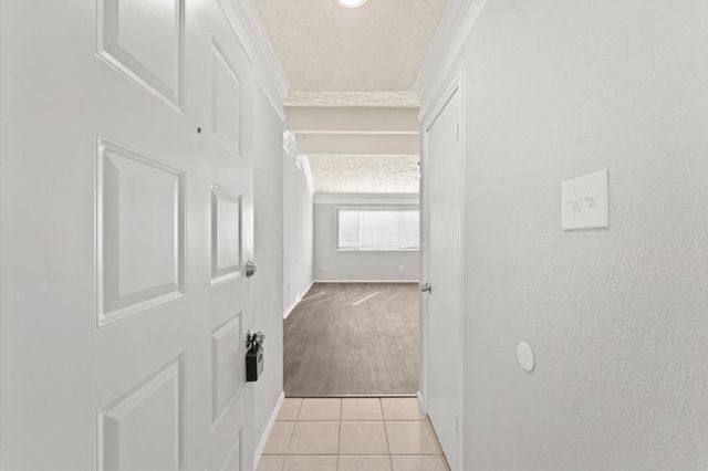 14003 Vinehill Drive, Sugar Land, TX 77498