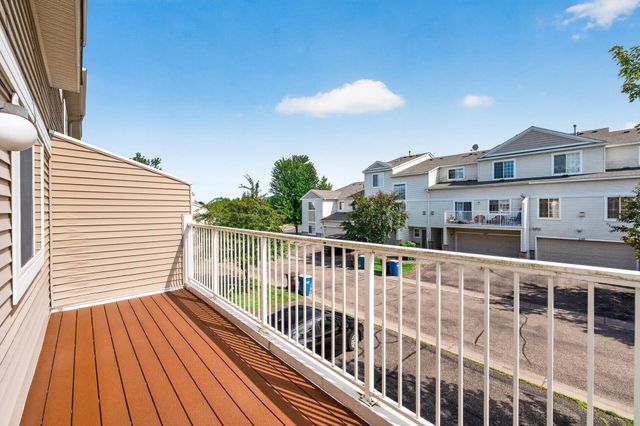 6581 Olive Lane N, Maple Grove, MN 55311