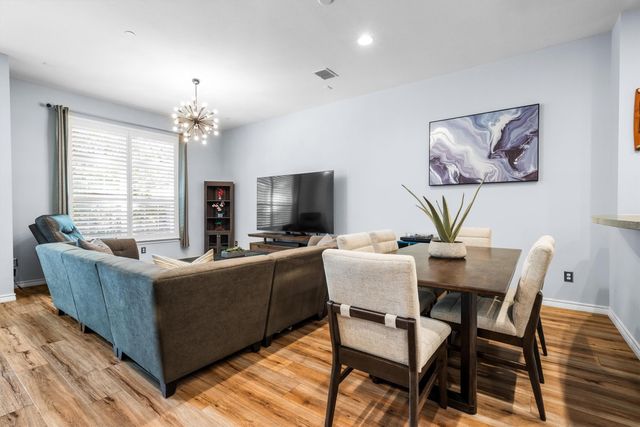 5019 Morris Avenue 22, Addison, TX 75001