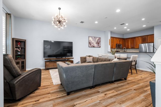 5019 Morris Avenue 22, Addison, TX 75001