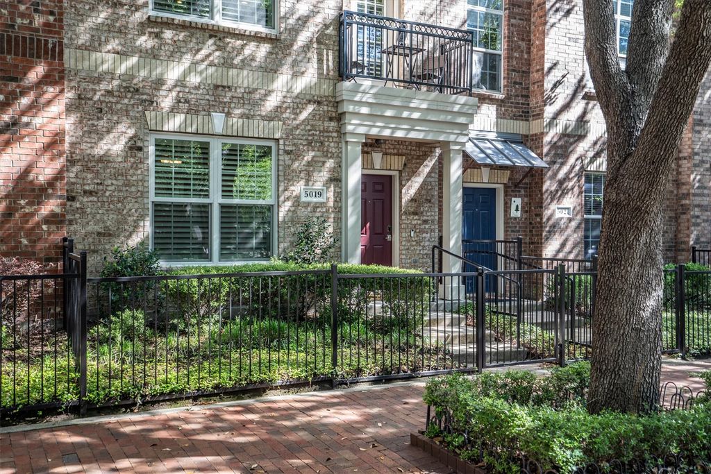 5019 Morris Avenue 22, Addison, TX 75001