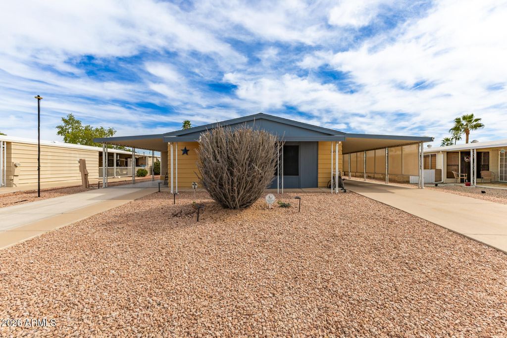 26435 S MARICOPA Place, Sun Lakes, AZ 85248