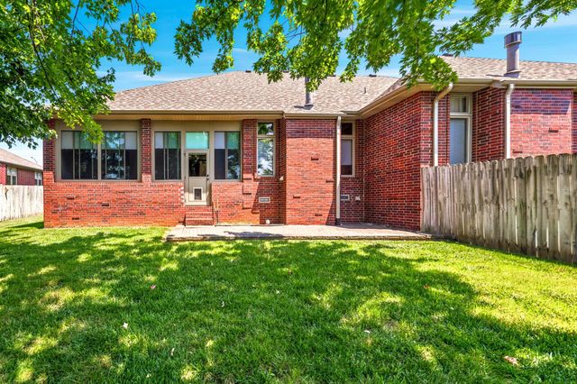 3239 S Kickapoo Avenue, Springfield, MO 65804