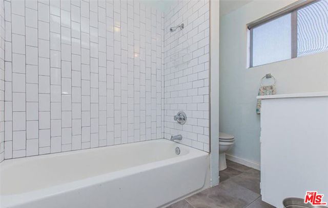 1646 S New Hampshire Avenue, Los Angeles, CA 90006