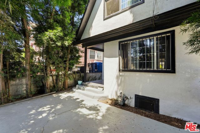 1646 S New Hampshire Avenue, Los Angeles, CA 90006