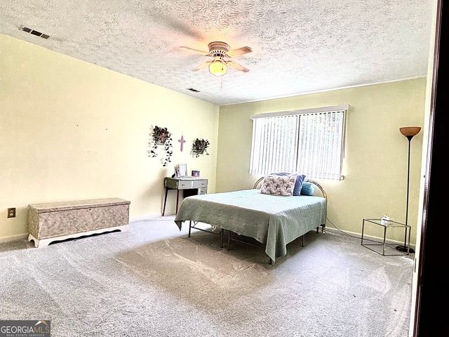 1166 Lakeridge Court, Grayson, GA 30017