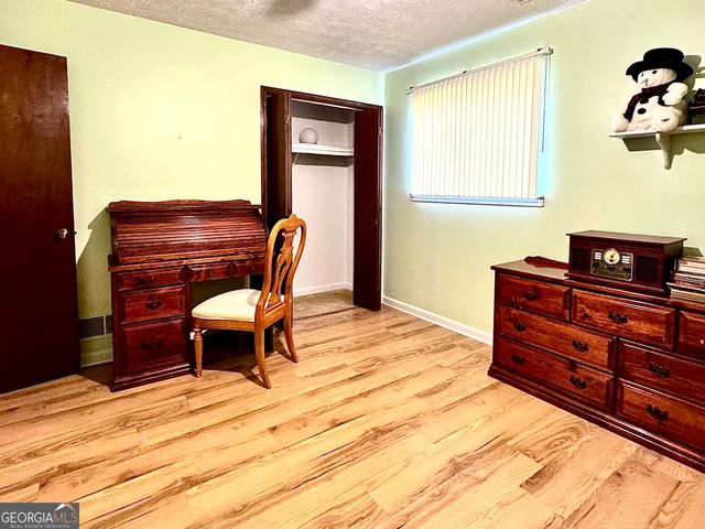 1166 Lakeridge Court, Grayson, GA 30017