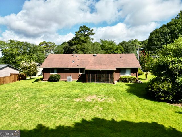 1166 Lakeridge Court, Grayson, GA 30017