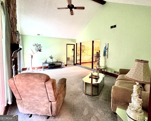 1166 Lakeridge Court, Grayson, GA 30017