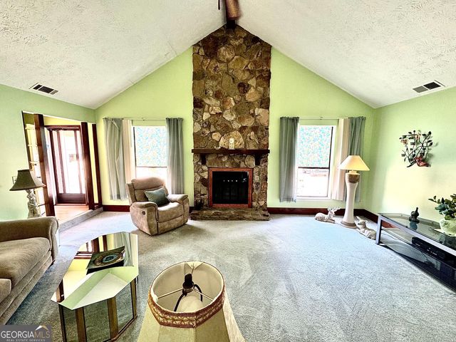 1166 Lakeridge Court, Grayson, GA 30017