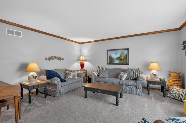 769 Glendale Court, Crescent Springs, KY 41017