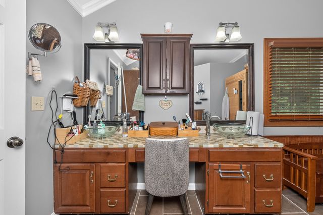 769 Glendale Court, Crescent Springs, KY 41017
