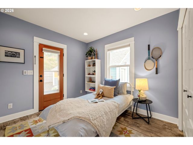 6632 N DELAWARE Ave, Portland, OR 97217
