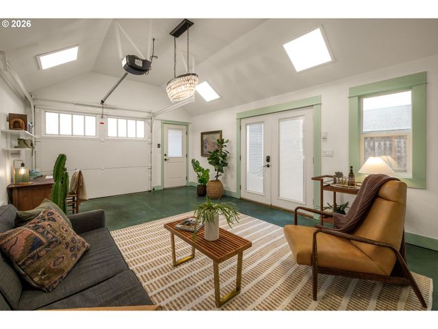 6632 N DELAWARE Ave, Portland, OR 97217