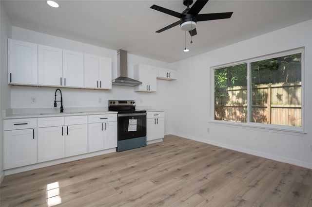 1935 NW 33RD AVENUE, Gainesville, FL 32605