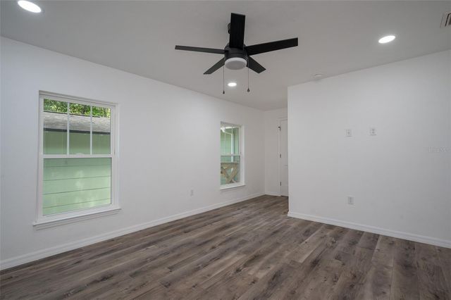 1935 NW 33RD AVENUE, Gainesville, FL 32605