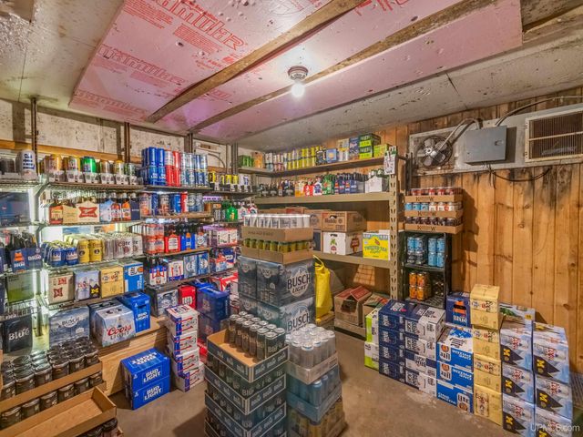 127 E Hewitt Avenue, Marquette, MI 49855