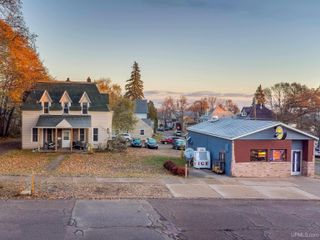 127 E Hewitt Avenue, Marquette, MI 49855