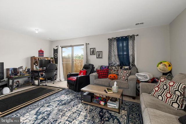 8859 TEAKWOOD CT, Manassas, VA 20109