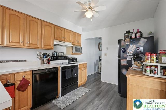 5626 Greens Drive, Lower Macungie Twp, PA 18106