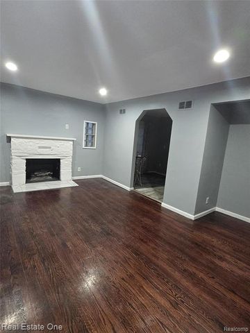 19830 Mahon Street, Southfield, MI 48075